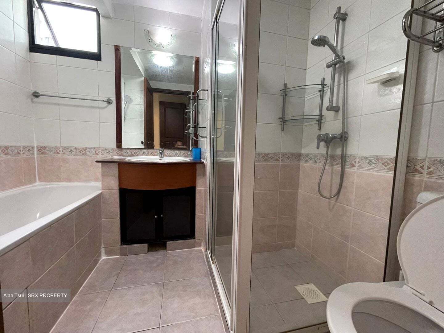 Eastvale (D18), Condominium #571772051